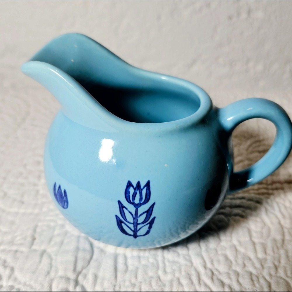 Cronin USA Pottery Small Blue Tulip creamer. Vintage